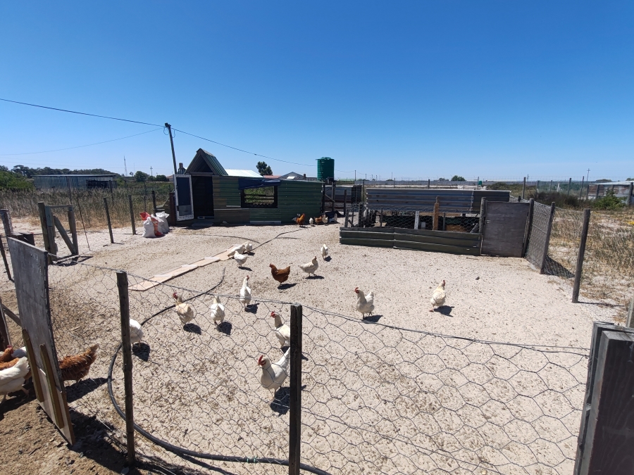 9 Bedroom Property for Sale in Hopefield Western Cape